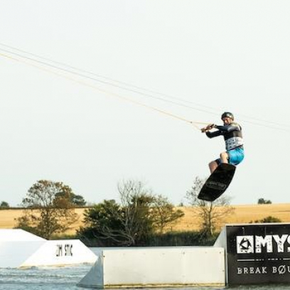 10 Wakeboarding Sessions
